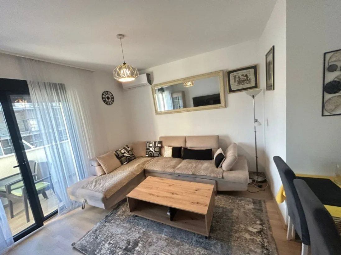 Izdavanje, jednosoban stan, 45m², Zabjelo, Podgorica
