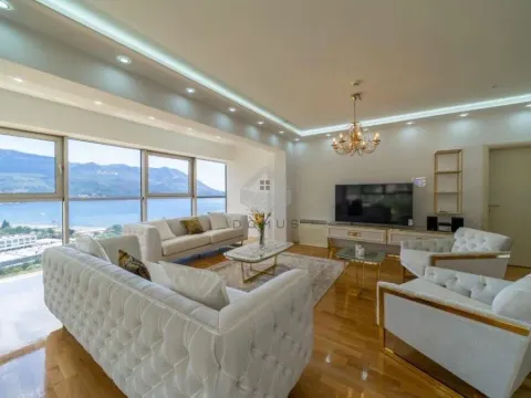 Izdavanje, trosoban stan, 150m², Budva, Crna Gora - image 7