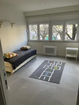 Rent, two bedroom apartment, 77m², Tivat, Crna Gora - image 3