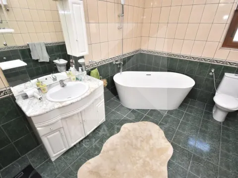 Rent, house, 300m², Gorica C, Podgorica - image 25