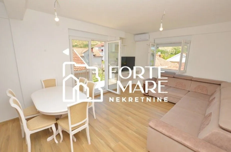 Prodaja, dvosoban stan, 60m², Igalo, Herceg Novi