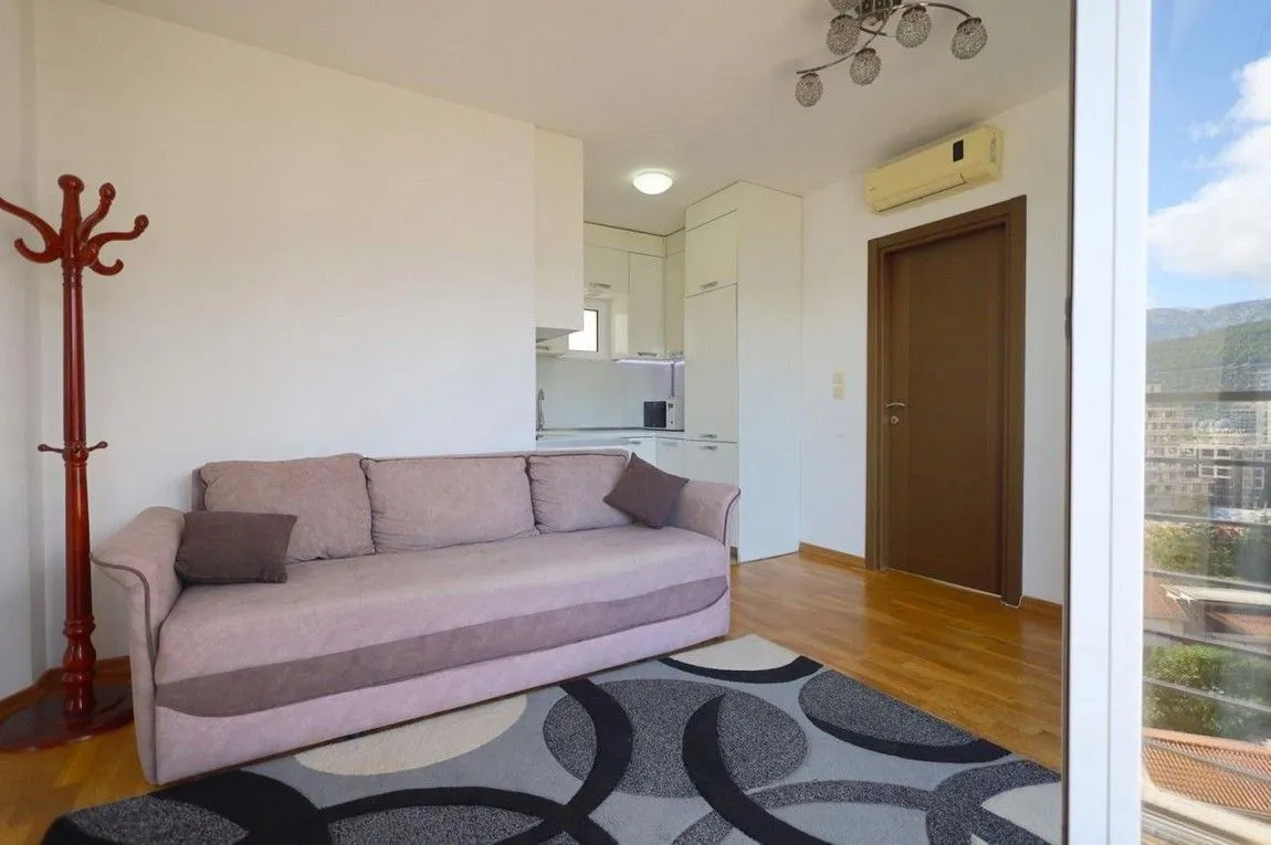 Prodaja, dvosoban stan, 49m², Centar, Budva