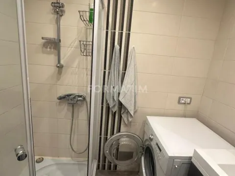 Izdavanje, trosoban stan, 67m², Novi Beograd Blok 21, Novi Beograd Sve Podlokacije - image 7