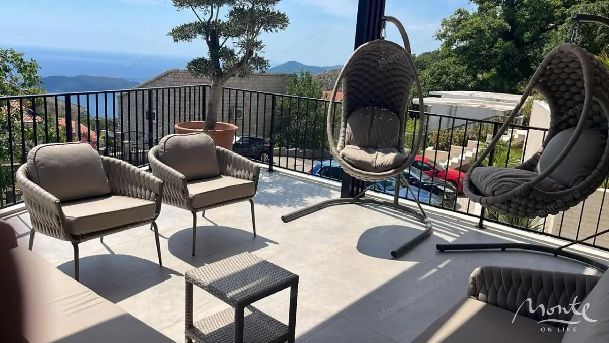 Sale, house, 257m², Kuljače, Budva
