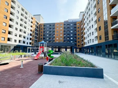 Izdavanje, dvosoban stan, 116m², Stari Aerodrom, Podgorica - image 1