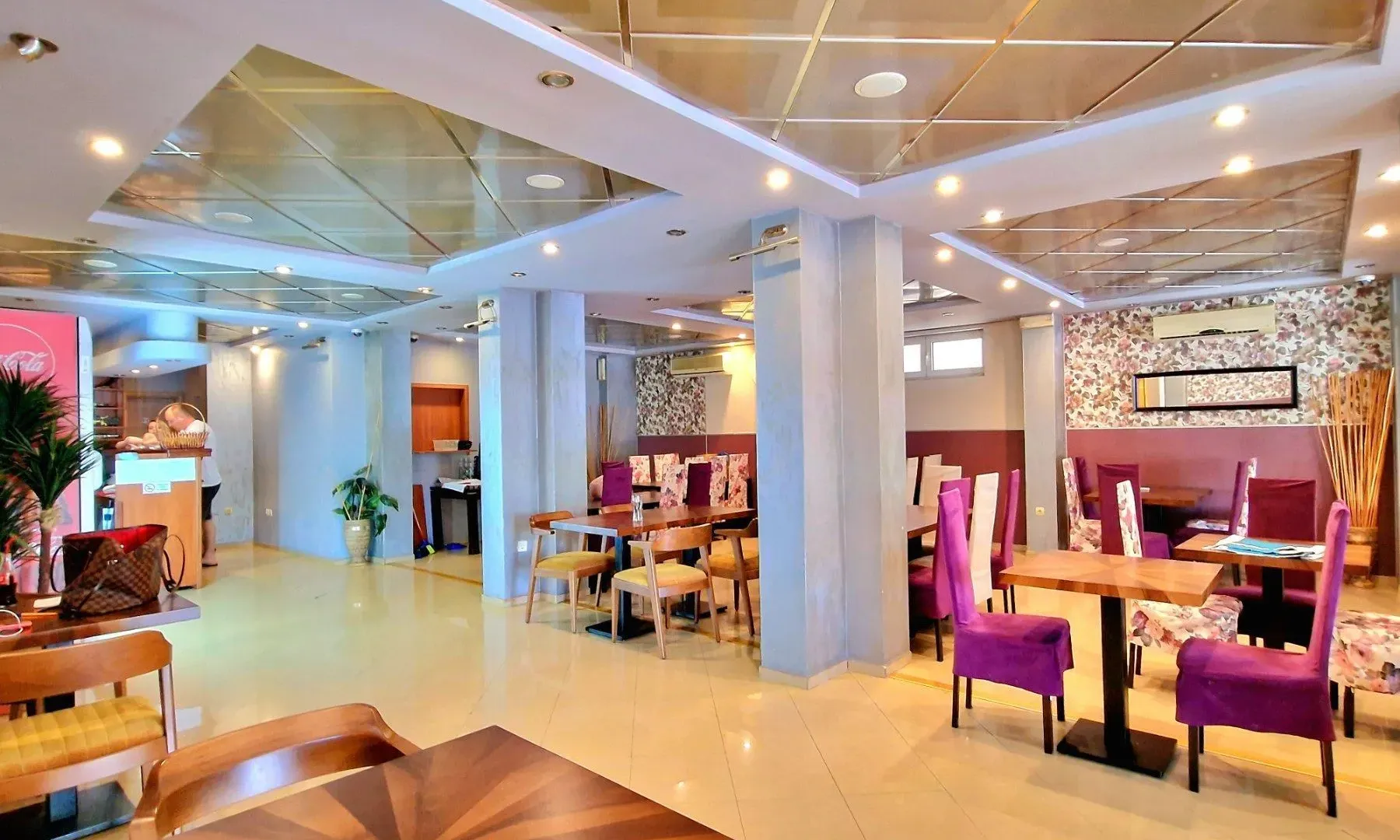 Sale, office space, 219m², Bečići, Budva