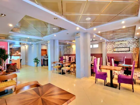 Sale, office space, 219m², Bečići, Budva - image 2