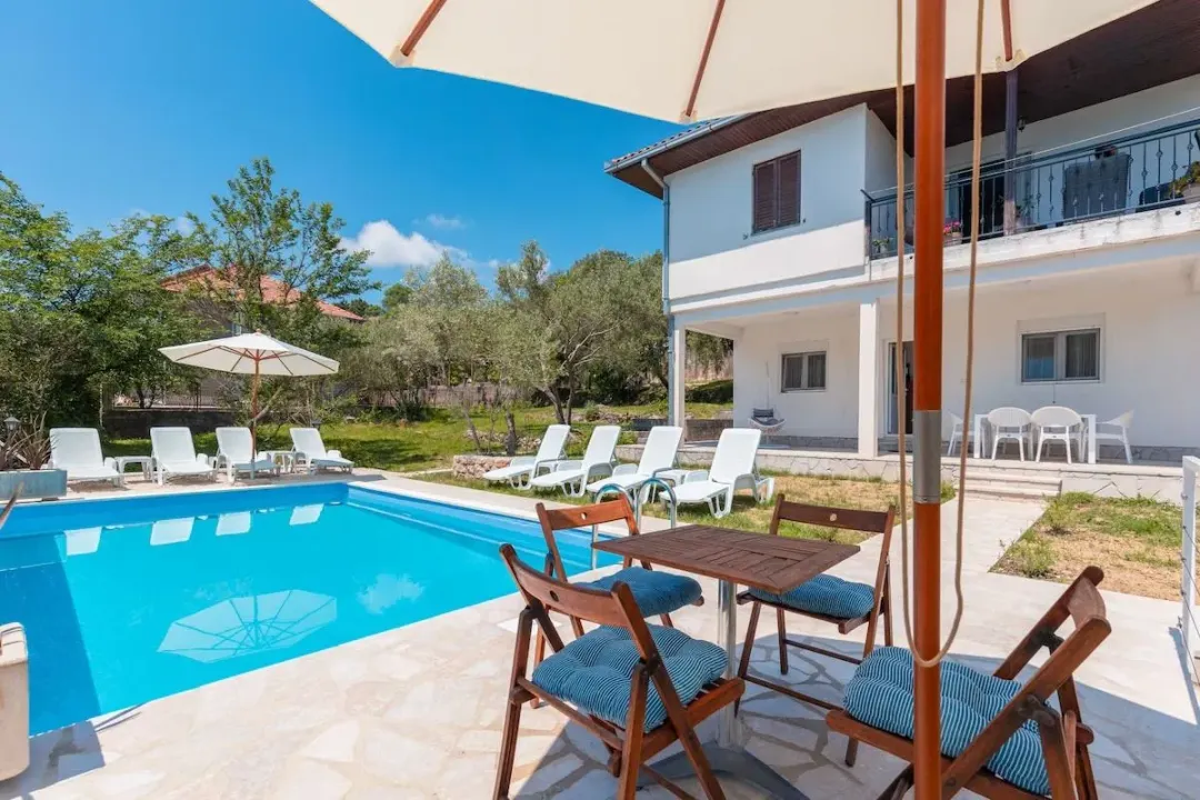 Rent, house, 180m², Herceg Novi, Crna Gora
