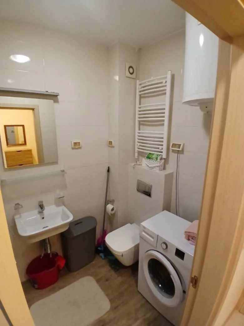 Izdavanje, jednosoban stan, 45m², City Kvart, Podgorica