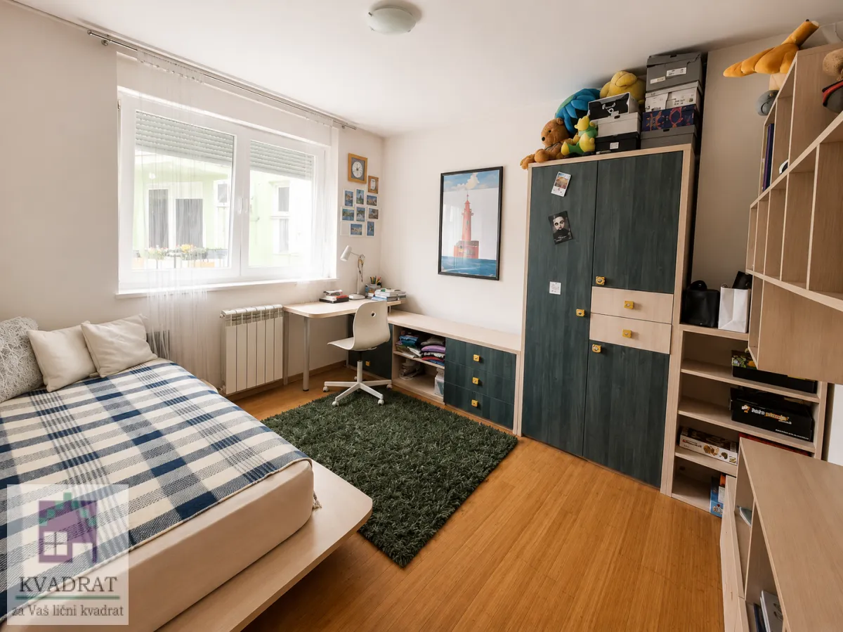 Prodaja, četvorosoban stan, 115m², Grbavica, Novi Sad Sve Podlokacije