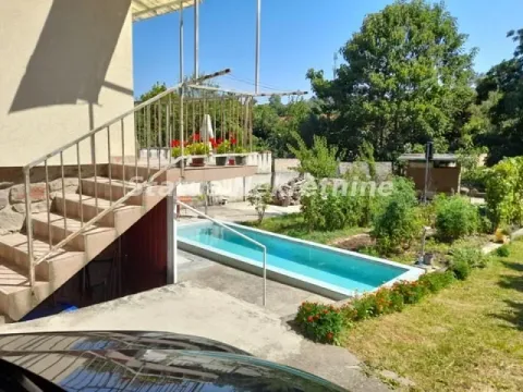 Prodaja, kuća, 96m², Sremska Kamenica, Petrovaradin