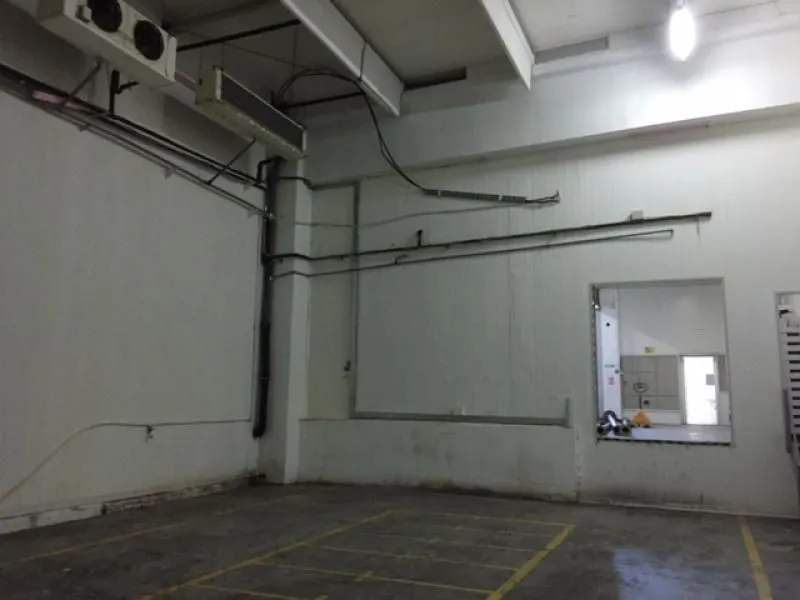 Rent, office space, 330m², Šimanovci, Pećinci
