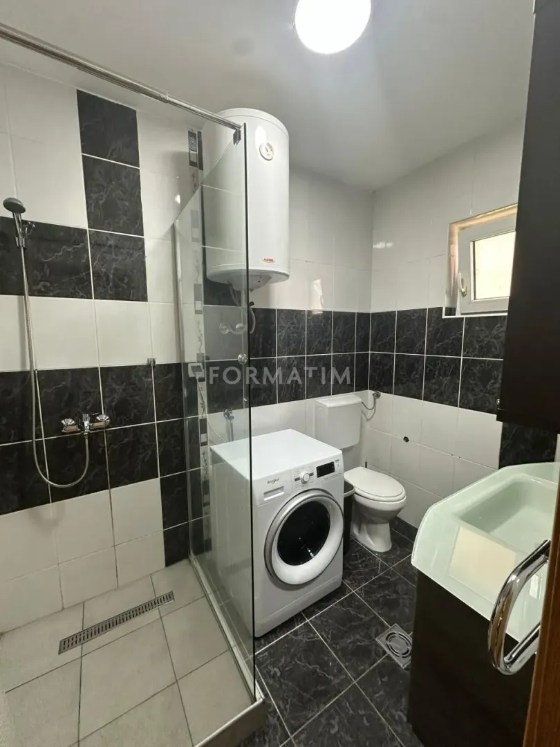 Izdavanje, dvosoban stan, 56m², Krnjaca, Palilula Sve Podlokacije