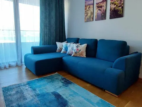 Izdavanje, jednosoban stan, 40m², Centar, Budva - image 10
