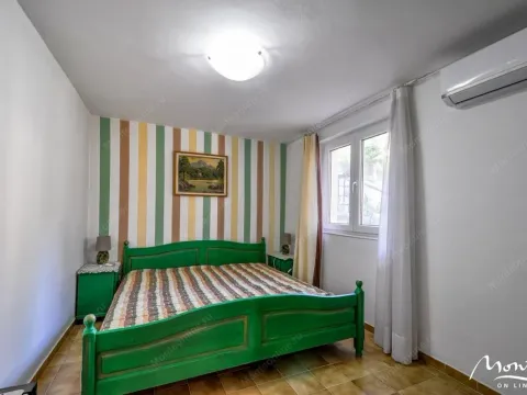 Prodaja, kuća, 288m², Budva, Crna Gora - image 6