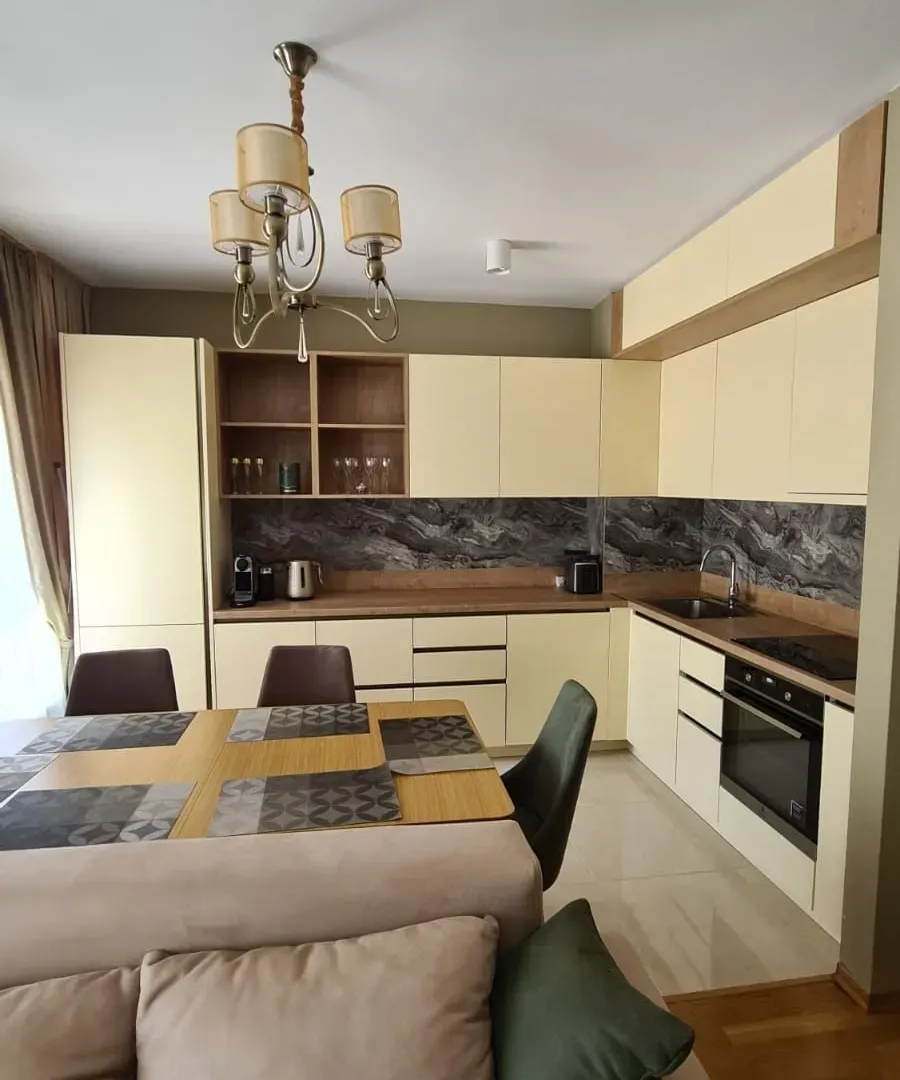 Prodaja, dvosoban stan, 70m2, Bečići, Budva