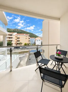 Prodaja, dvosoban stan, 71m², Centar, Budva - image 14