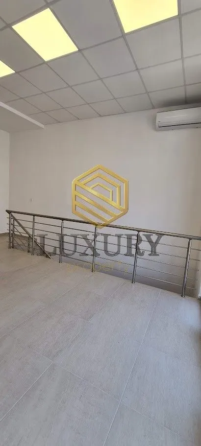 Rent, office space, 108m², Blok 9, Podgorica