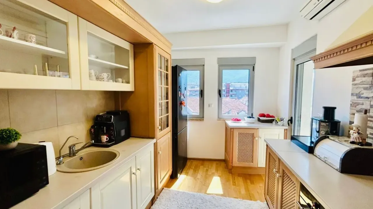 Sale, three bedroom apartment, 151m², Rozino, Budva