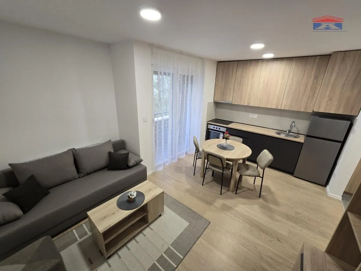 Rent, studio apartment, 30m², Podbara, Novi Sad Sve Podlokacije