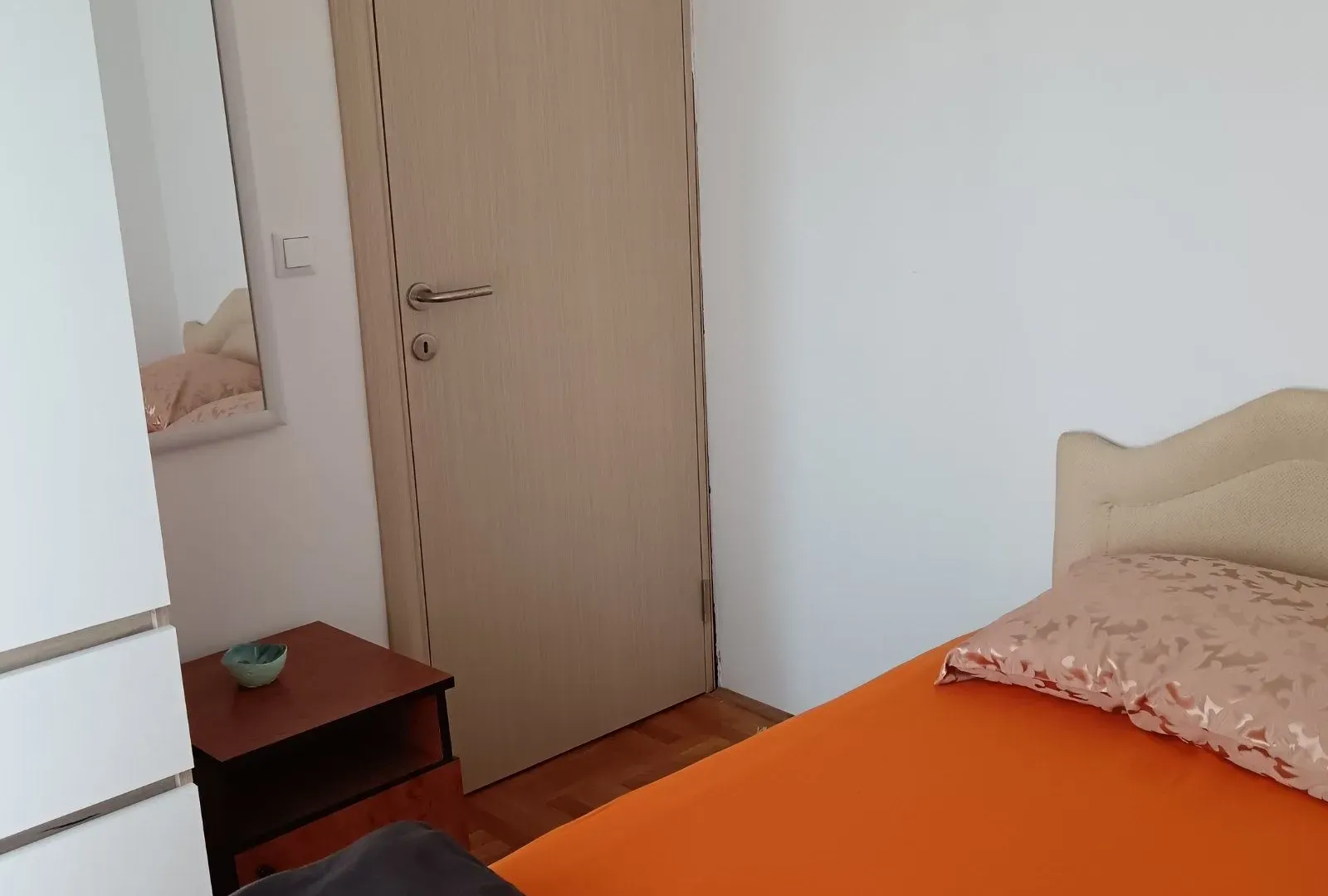 Rent, one bedroom apartment, 42m², Stari Aerodrom, Podgorica