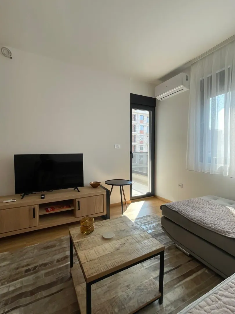 Rent, one bedroom apartment, 45m², Podgorica, Crna Gora