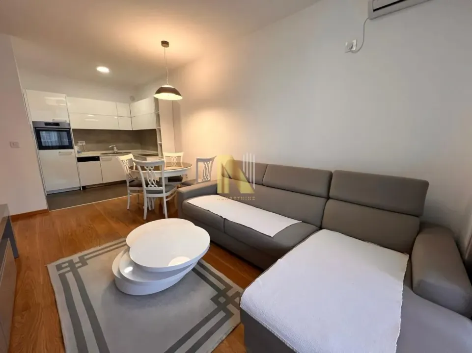 Rent, two bedroom apartment, 51m², Centar, Novi Sad
