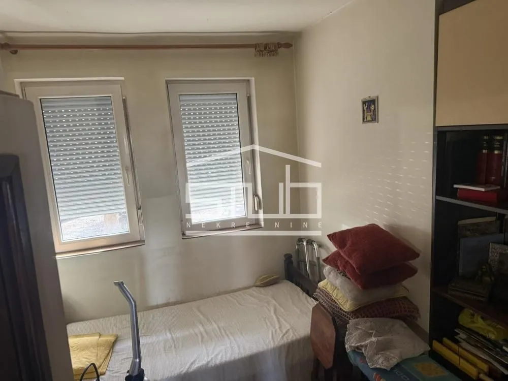 Sale, four bedroom apartment, 64m², Karaburma, Palilula Sve Podlokacije