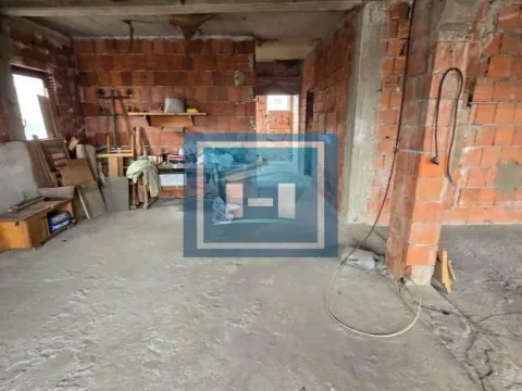 Prodaja, kuća, 250m², Vranje, Srbija - image 17