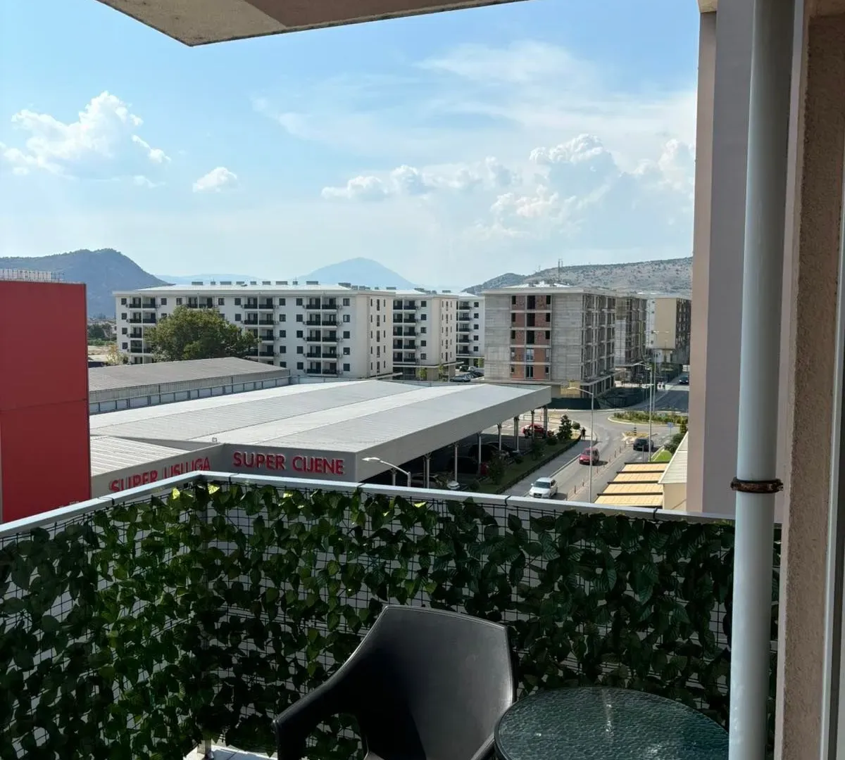 Izdavanje, jednosoban stan, 54m², City Kvart, Podgorica