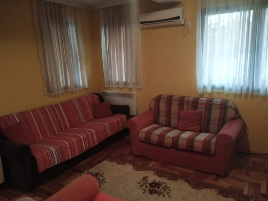 Rent, studio apartment, 40m², Stari Aerodrom, Podgorica