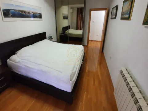 Rent, three bedroom apartment, 87m², Vračar Hram, Vračar Sve Podlokacije - image 6