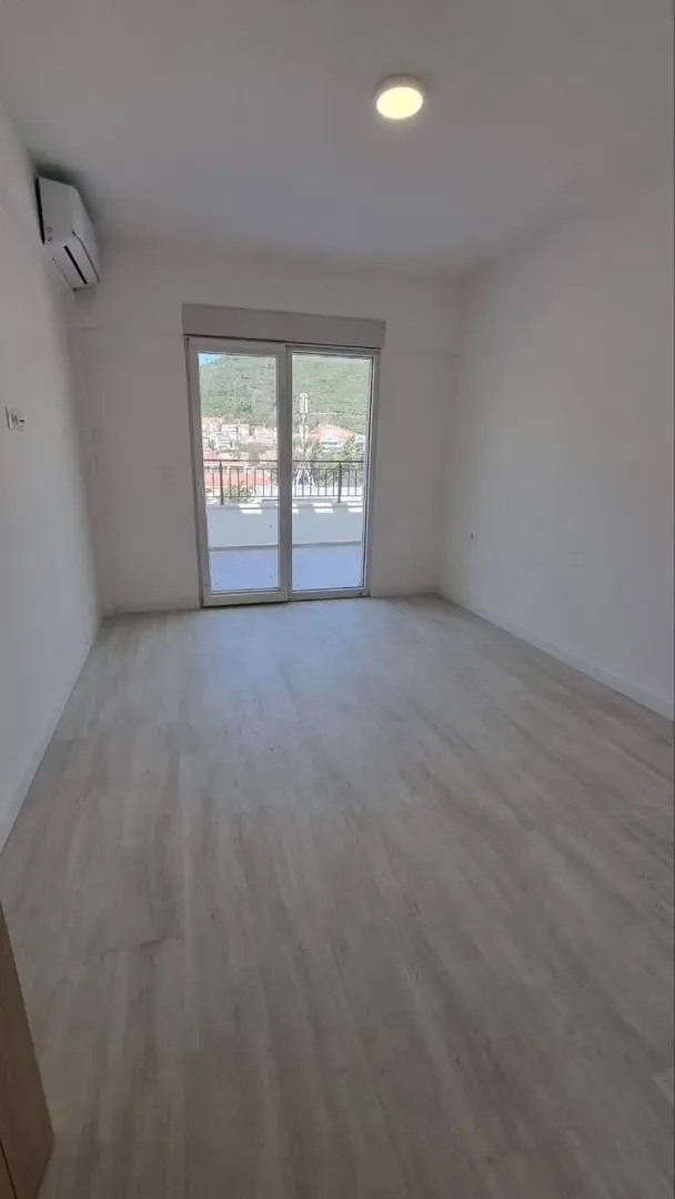Rent, office space, 105m², Centar, Budva