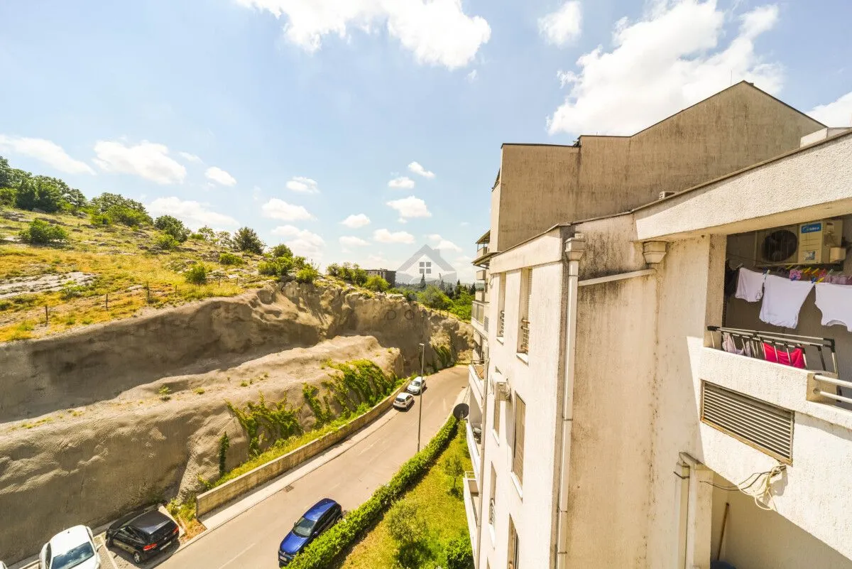 Izdavanje, stan, 25m², Vezirov Most, Podgorica
