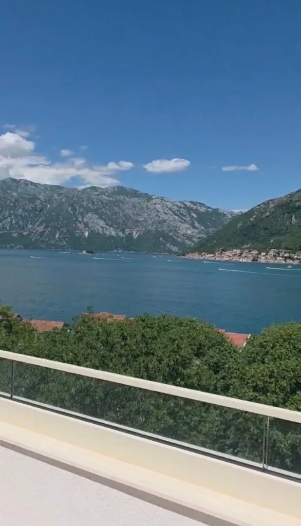 Sale, one bedroom apartment, 95m², Stoliv, Kotor