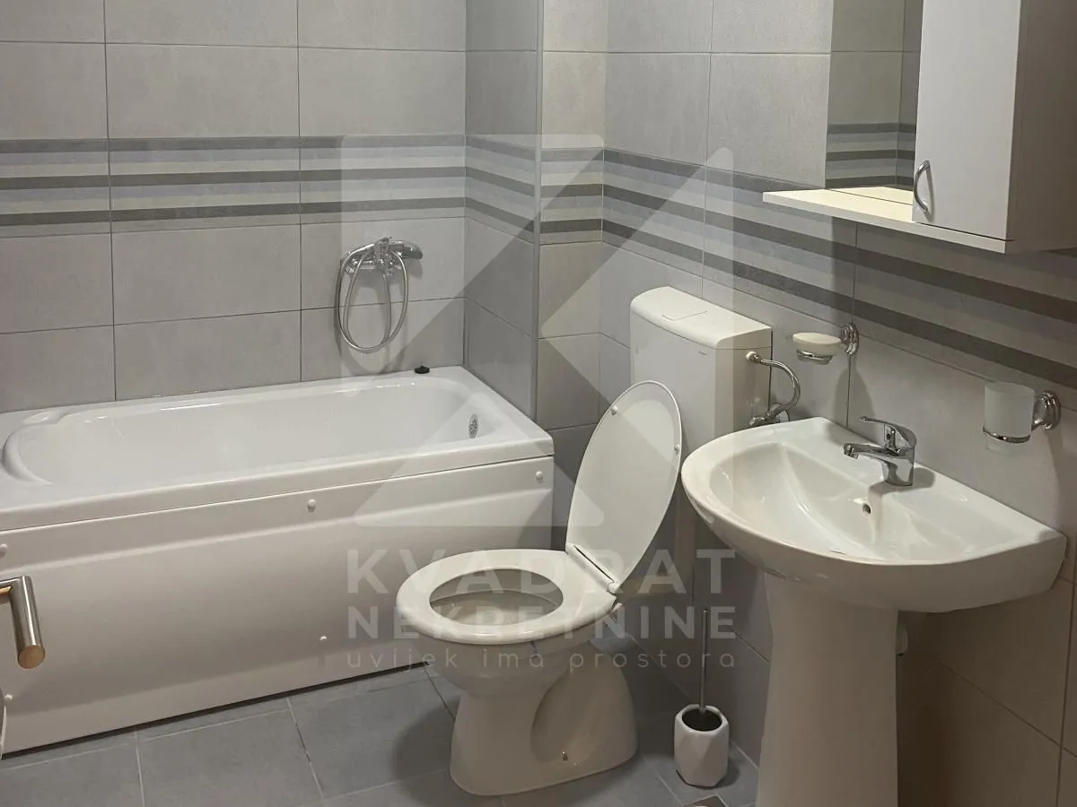 Izdavanje, jednosoban stan, 43m², Tuški Put, Podgorica