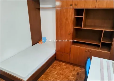 Izdavanje, četvorosoban stan, 125m², Savski Venac, Beograd - image 27