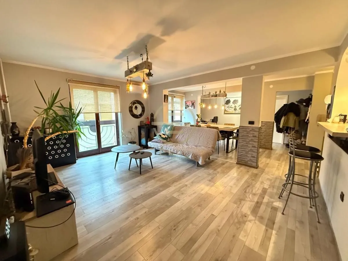 Sale, four bedroom apartment, 102m², Centar, Novi Sad