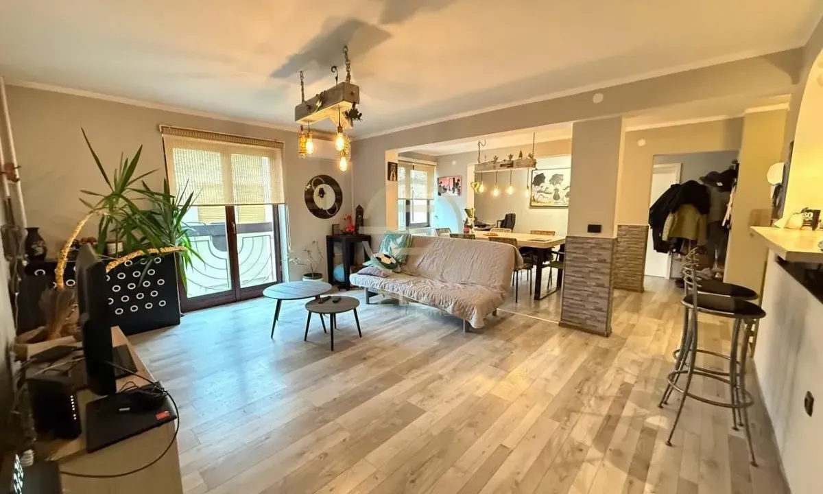 Sale, four bedroom apartment, 102m², Centar, Novi Sad