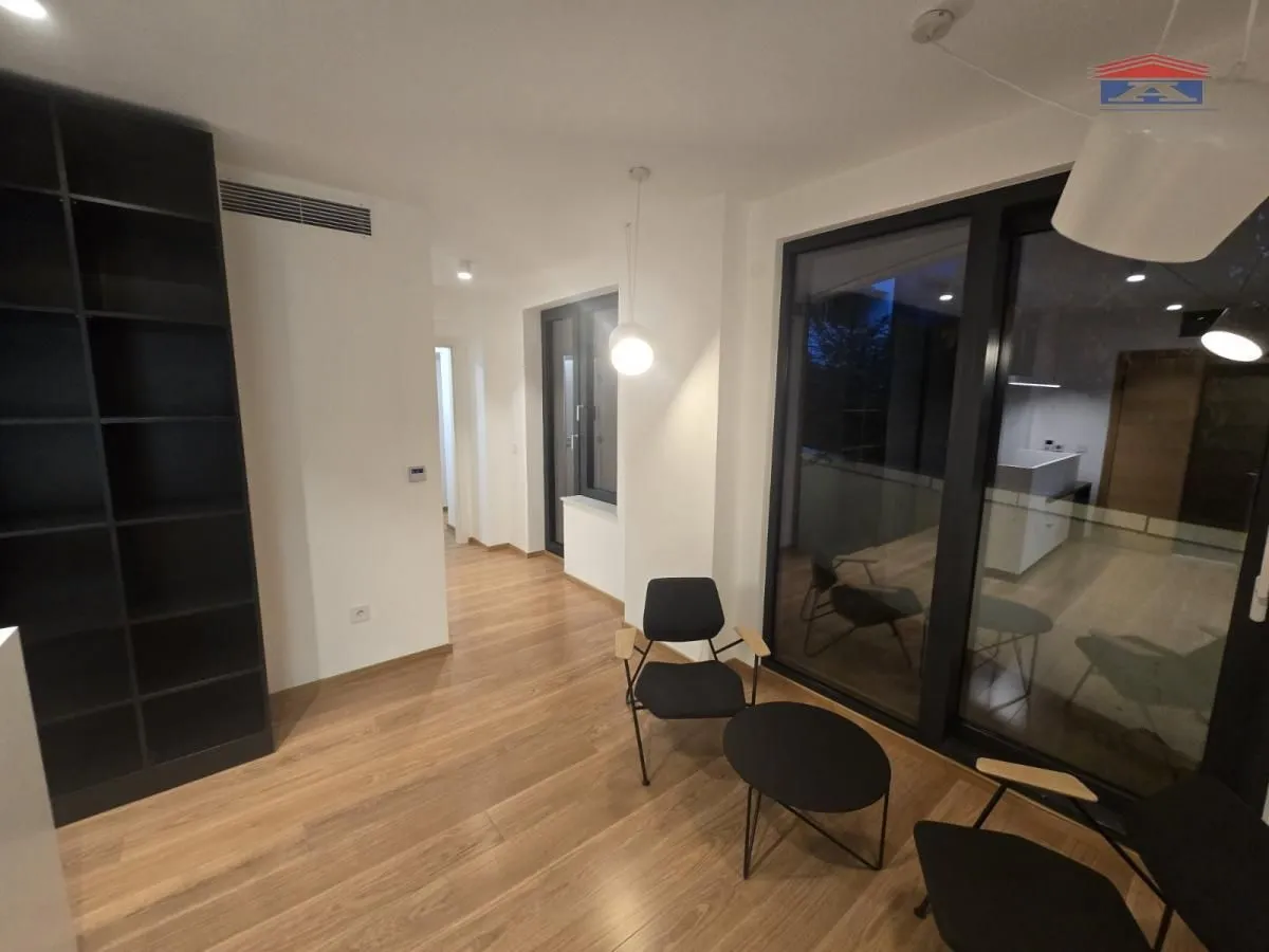 Prodaja, trosoban stan, 101m², Centar, Novi Sad