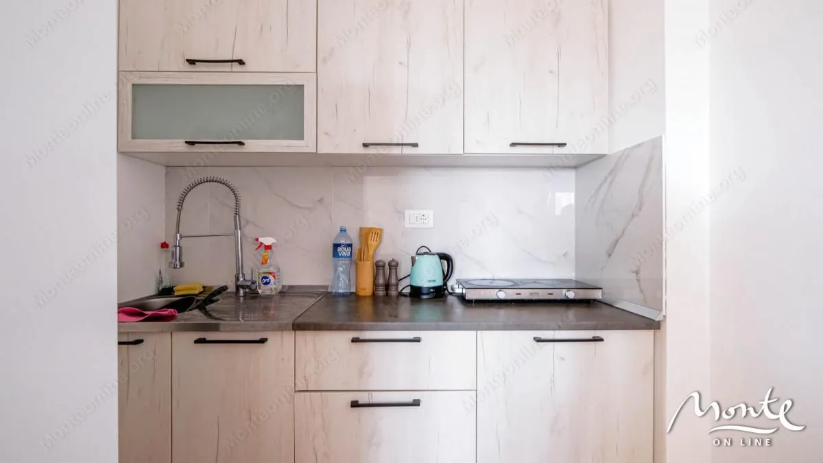 Sale, two bedroom apartment, 59m², Bečići, Budva