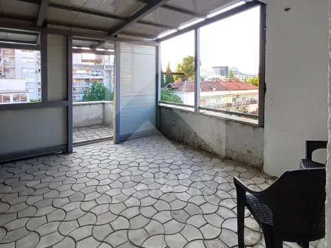 Rent, two bedroom apartment, 50m², Centar, Podgorica - image 10