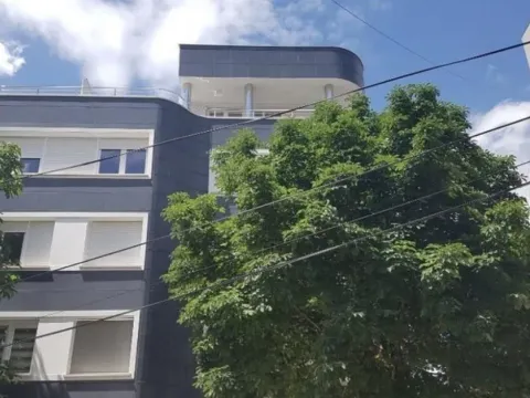 Izdavanje, stan, 100m², Centar, Novi Sad - image 18