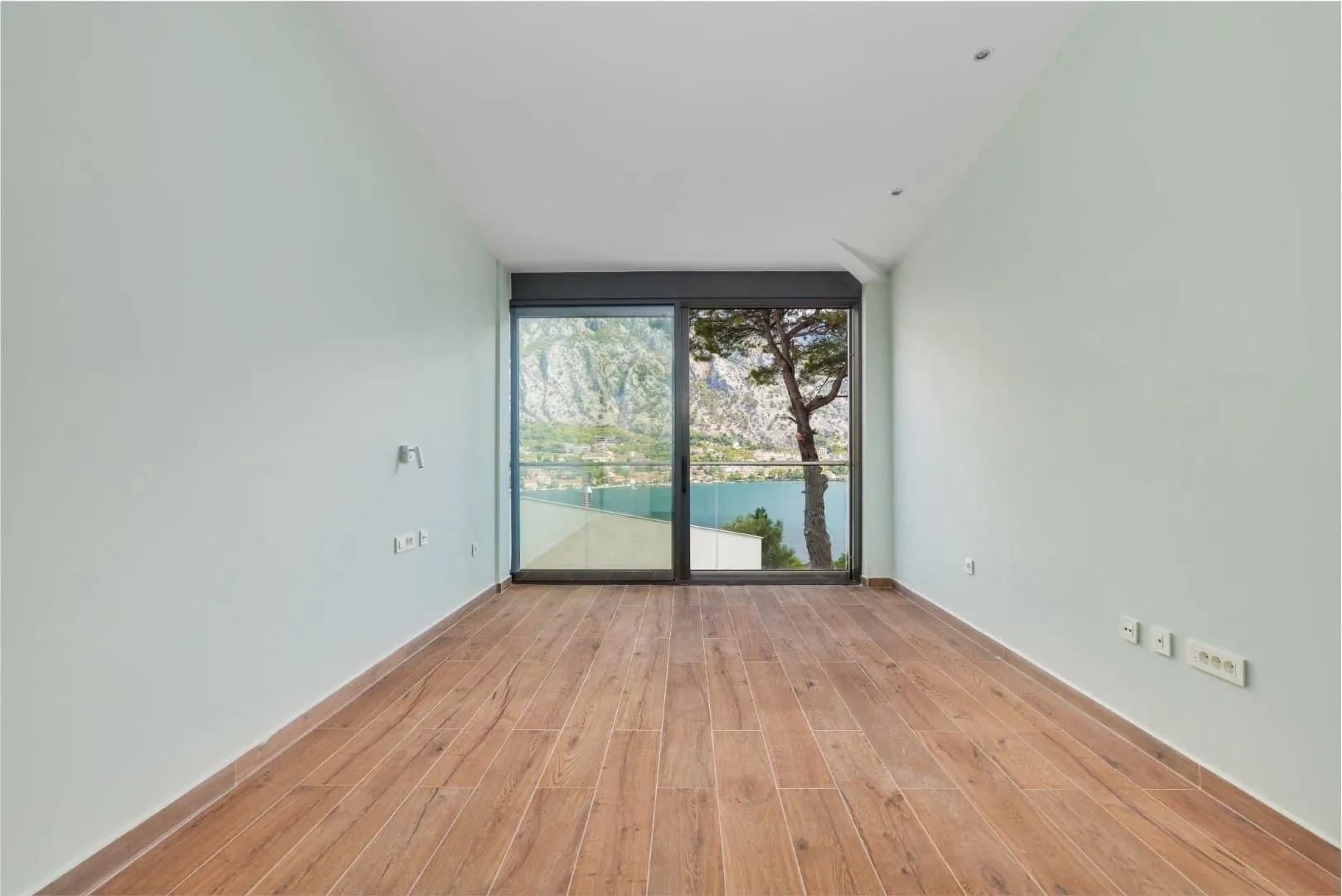 Sale, house, 479m², Prčanj, Kotor