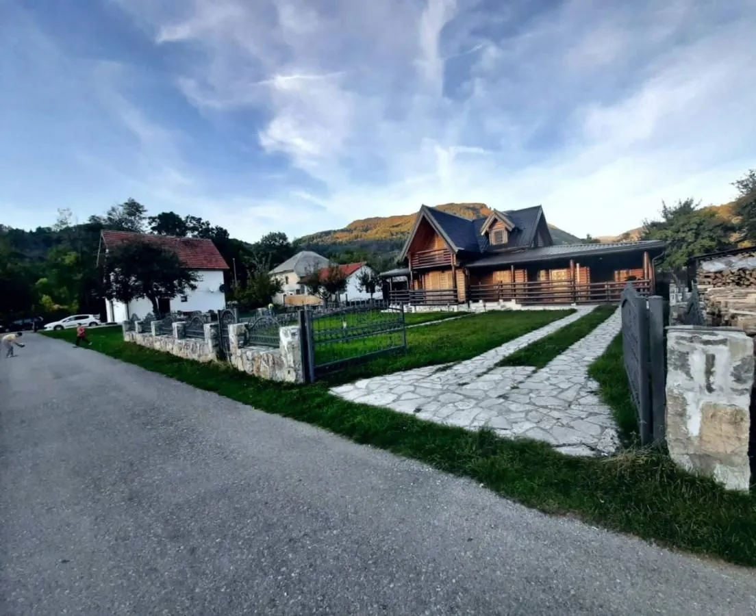 Prodaja, kuća, 180m², Kolašin, Crna Gora