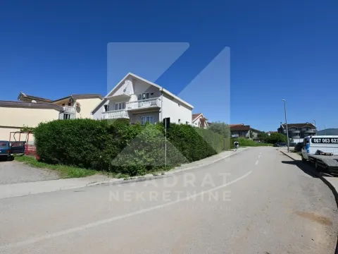 Sale, house, 370m², Stari Aerodrom, Podgorica - image 38