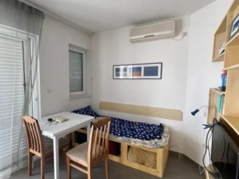 Prodaja, jednosoban stan, 68m², Herceg Novi, Crna Gora