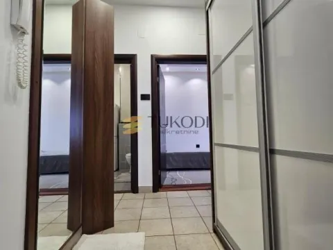 Izdavanje, dvosoban stan, 54m², Bulevar Evrope, Novi Sad Sve Podlokacije - image 8