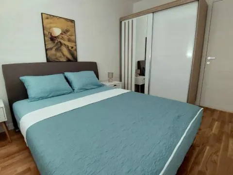 Rent, one bedroom apartment, 39m², Pobrežje, Podgorica - image 3