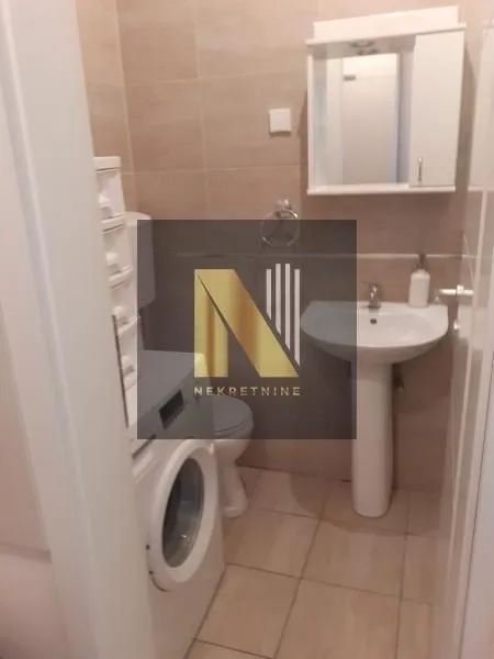 Izdavanje, jednosoban stan, 38m², Nova Detelinara, Novi Sad Sve Podlokacije